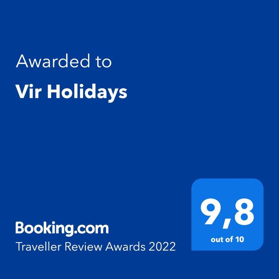 Vir Holidays Екстер'єр фото